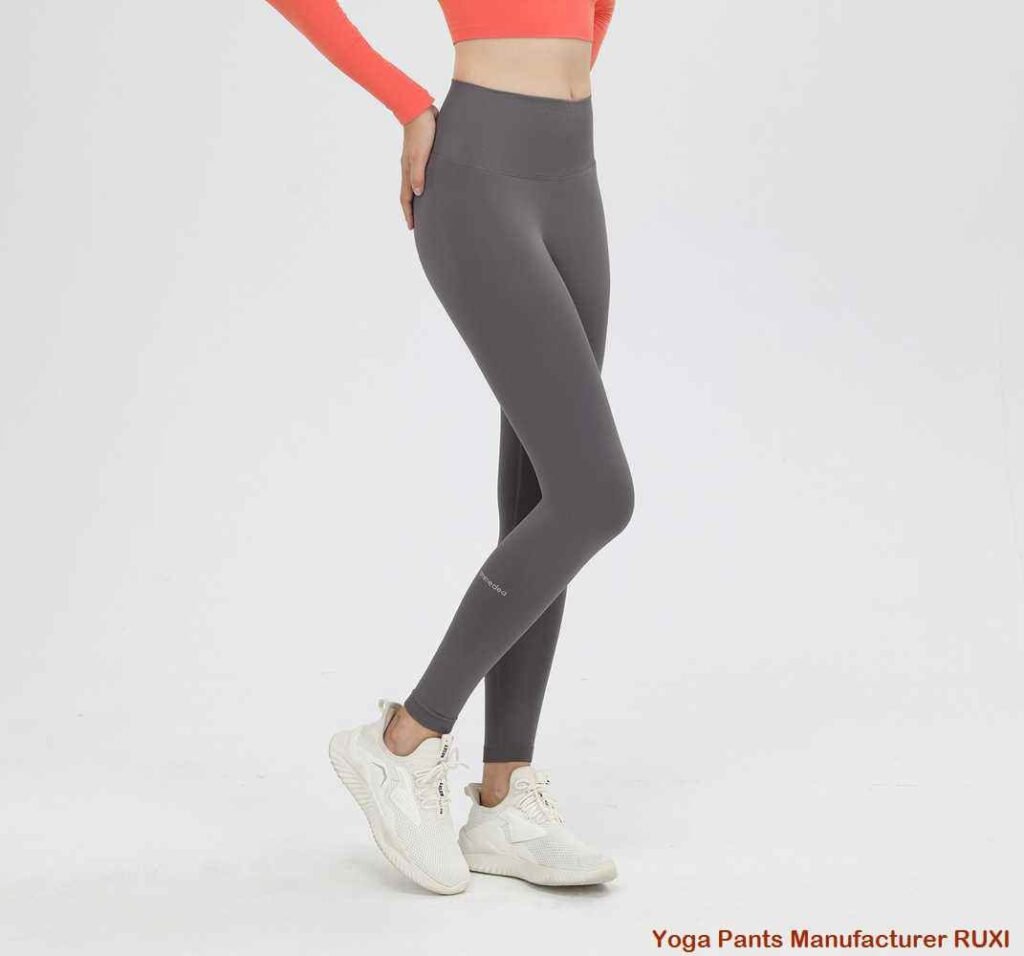 längere sportliche Shorts RUXI