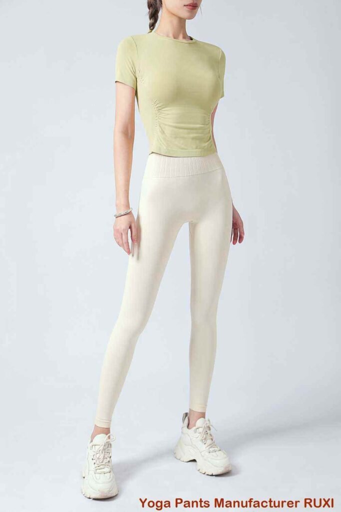Sport-Leggings mit gerüschtem Po