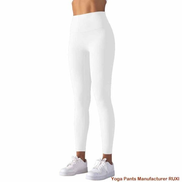 orangefarbene Turnshorts RUXI