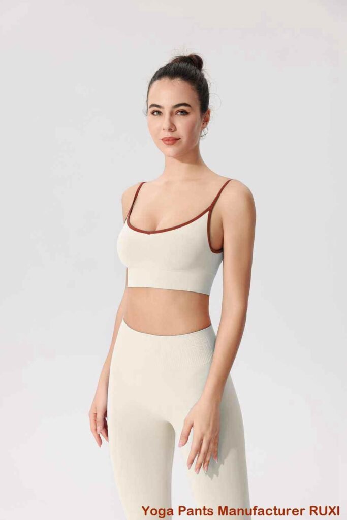 leuchtend rosa Laufshorts RUXI