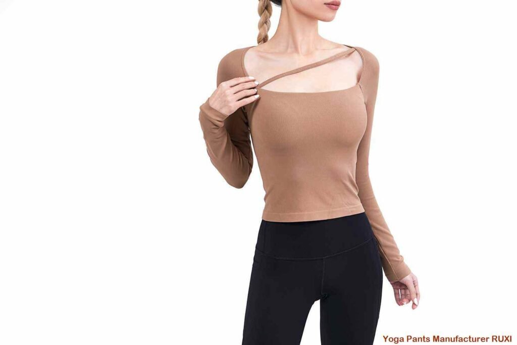 kurze Bootcut-Yogahose RUXI