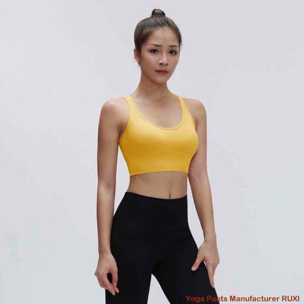 Capri-Yogahose mit weitem Bein