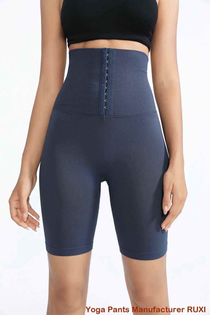 Sportshorts mit hohem Bund RUXI