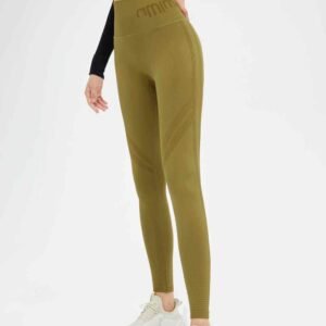 Turnshorts mit Camouflage-Muster