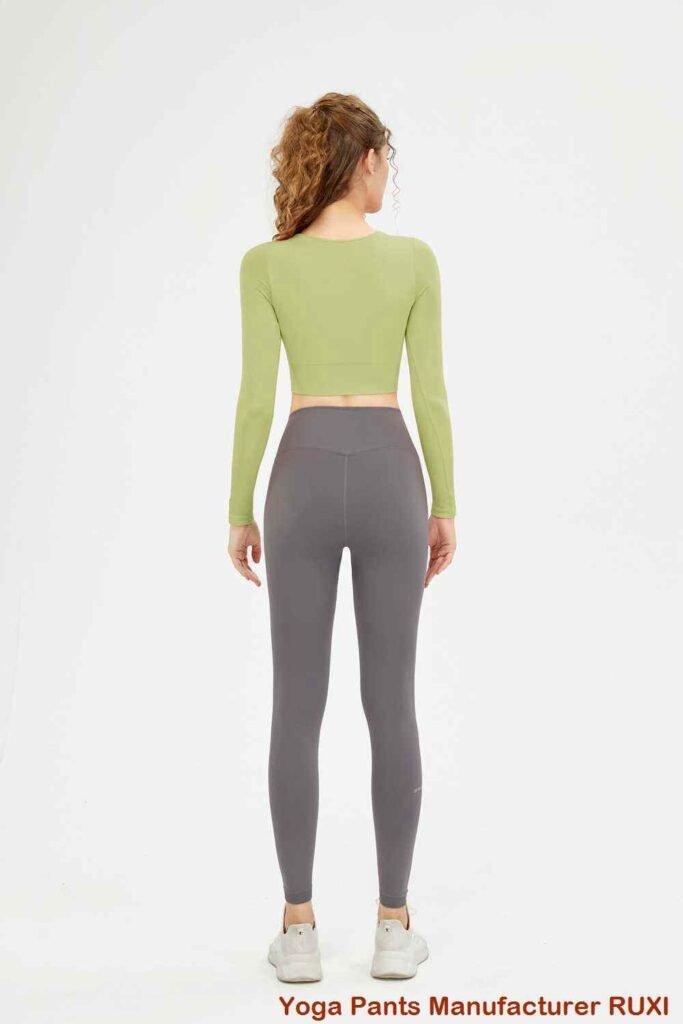Yogahose mit weitem Bein RUXI
