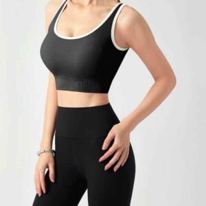 Leggings mit ausgestelltem Bein