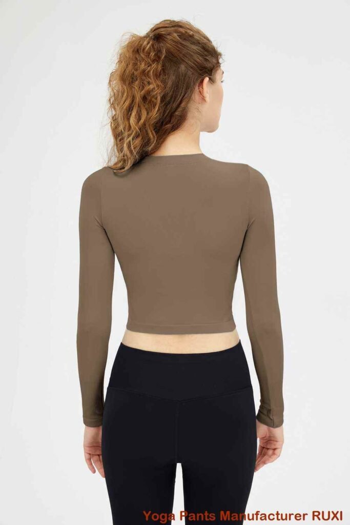 schwarze Yogashorts mit Taschen